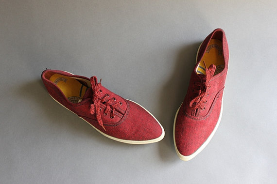 Pointy-toed-red-tennieshoes